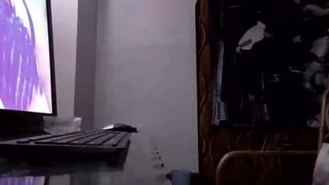 Snapshot of buddylovex chatting on October 18, 1:10 am buddylovex online show from October 18, 1:10 am