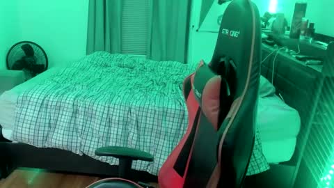 buffsexyman24 online show from February 27, 2:08 am