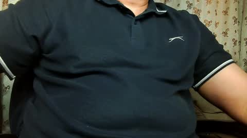 Hairy Arabian online show from April 13, 6:36 am