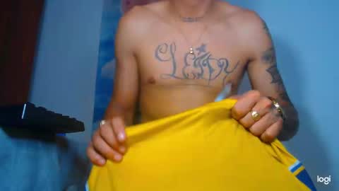 Snapshot of burningboyy chatting on January 1, 8:47 pm independiente online show from January 1, 8:47 pm