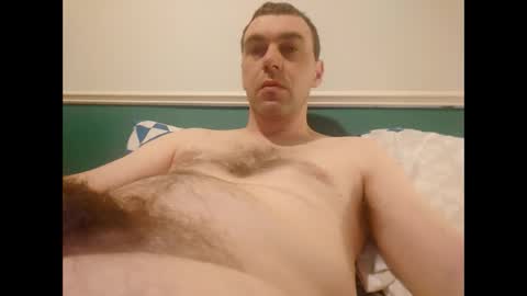 Snapshot of burtz909 chatting on January 19, 1:12 pm burtz909 online show from January 19, 1:12 pm