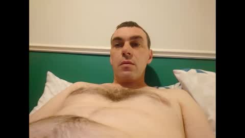 Snapshot of burtz909 chatting on September 20, 9:53 am burtz909 online show from September 20, 9:53 am