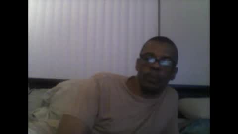 Busturgutzgd1 online show from December 10, 6:54 am