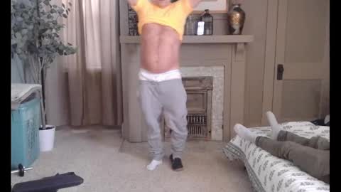 Snapshot of buttnakedfun954737 chatting on February 22, 5:09 pm Miles online show from February 22, 5:09 pm