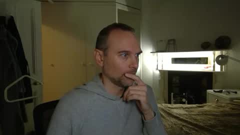 Colin online show from March 17, 7:44 am