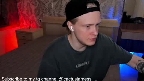 Snapshot of cactusjames_69 chatting on October 17, 7:07 pm James online show from October 17, 7:07 pm