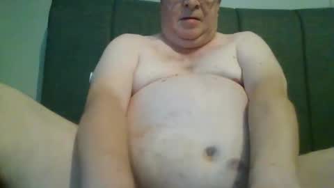 caerphillyphil online show from September 12, 7:08 am