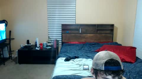 calvin_tanner online show from September 18, 2:46 am