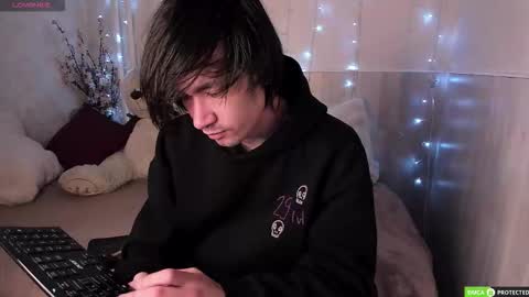 Calvin Owens online show from November 17, 3:09 am