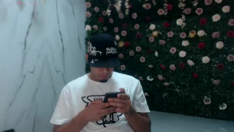 cam_xman online show from June 9, 1:57 pm