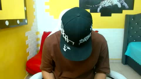cam_xman online show from June 3, 2:33 pm