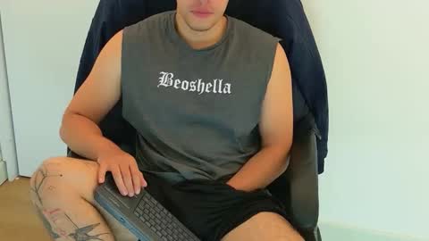 camara110 online show from November 18, 8:01 pm