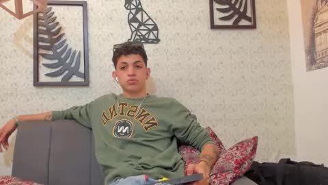 Snapshot of cameron_lux4 chatting on September 17, 12:28 pm CAMERON online show from September 17, 12:28 pm