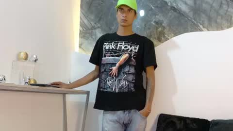 cameronsilverman online show from June 20, 11:43 pm