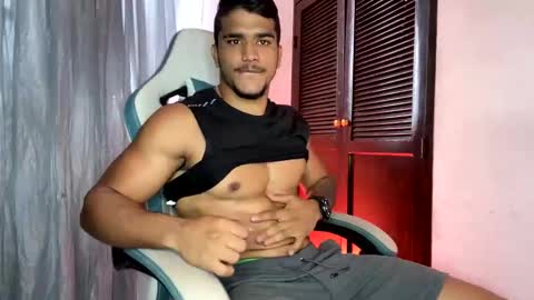 camilo_contre21 online show from February 8, 9:36 pm