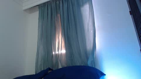 camilo_contre21 online show from February 27, 8:31 pm