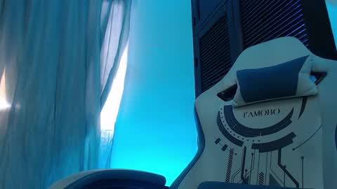 camilo_contre21 online show from February 25, 7:47 pm