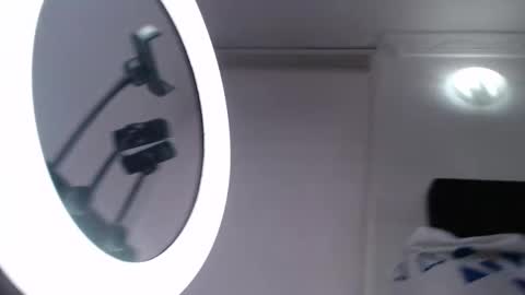 camilo_contre21 online show from February 18, 7:54 pm