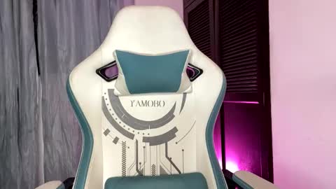 camilo_contre21 online show from February 5, 11:39 pm