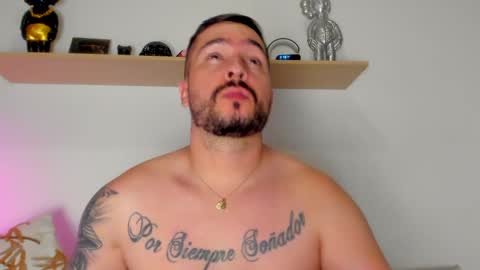 camilo_restrepo21 online show from September 16, 2:01 am