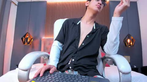 Camilo online show from September 24, 3:39 am