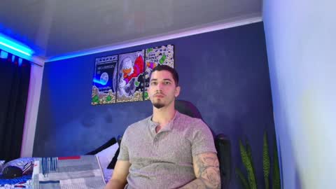 Snapshot of camiloalvarezzz3 chatting on January 17, 12:42 pm CAMILO online show from January 17, 12:42 pm