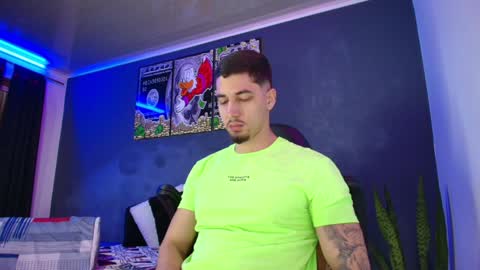 Snapshot of camiloalvarezzz3 chatting on January 11, 1:43 pm CAMILO online show from January 11, 1:43 pm