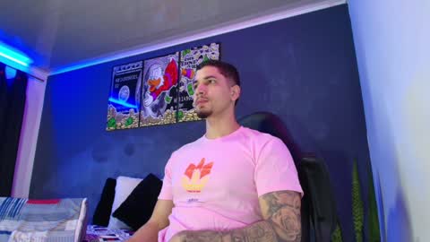 Snapshot of camiloalvarezzz3 chatting on January 10, 12:58 pm CAMILO online show from January 10, 12:58 pm
