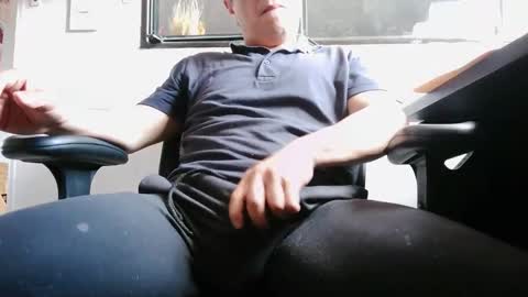 camiloincubo305064 online show from November 18, 4:33 pm