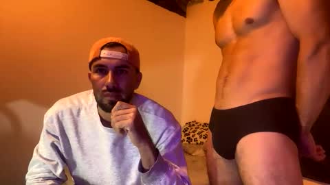 Snapshot of camilor_30 chatting on September 20, 8:36 am camilor_30 online show from September 20, 8:36 am