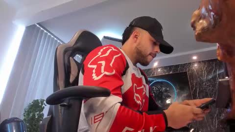 Camilo Watson online show from October 23, 2:53 pm