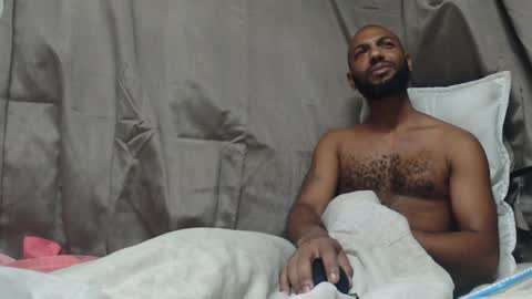 camopiel online show from March 8, 2:04 am