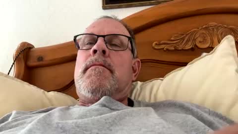 Snapshot of camperjay chatting on January 24, 9:26 pm james online show from January 24, 9:26 pm
