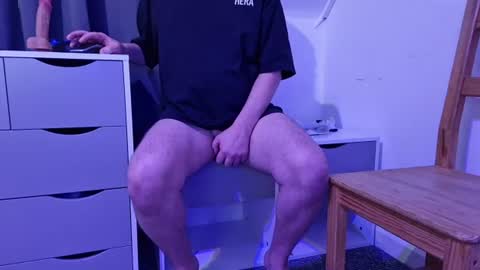Candy Boy online show from August 7, 8:04 pm