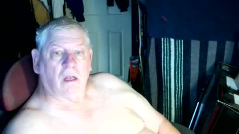 canoelicker69 online show from July 19, 11:16 am
