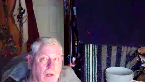 canoelicker69 online show from December 13, 7:53 pm