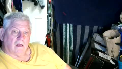 canoelicker69 online show from July 27, 7:21 pm