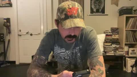 cantleavethehouse online show from December 29, 11:50 pm