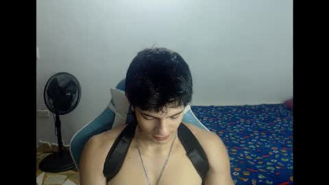 Snapshot of carapalida9008 chatting on October 16, 8:17 pm carapalida9008 online show from October 16, 8:17 pm