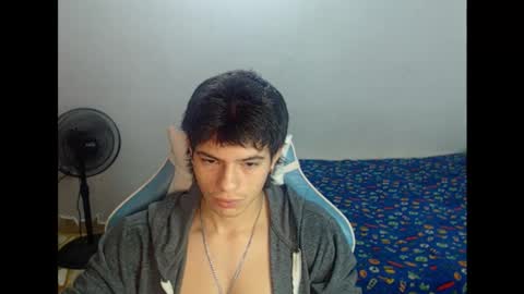 Snapshot of carapalida9008 chatting on October 18, 3:17 pm carapalida9008 online show from October 18, 3:17 pm