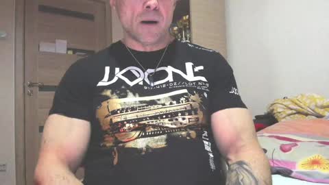 Snapshot of carin_the_body chatting on January 20, 6:21 pm Laz online show from January 20, 6:21 pm