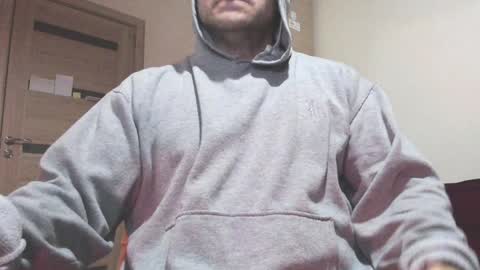 Snapshot of carin_the_body chatting on December 25, 10:48 pm Laz online show from December 25, 10:48 pm