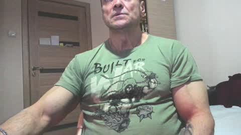 Snapshot of carin_the_body chatting on January 28, 3:04 am Laz online show from January 28, 3:04 am