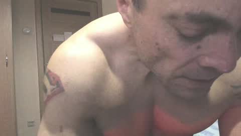 Snapshot of carin_the_body chatting on February 5, 6:15 pm Laz online show from February 5, 6:15 pm