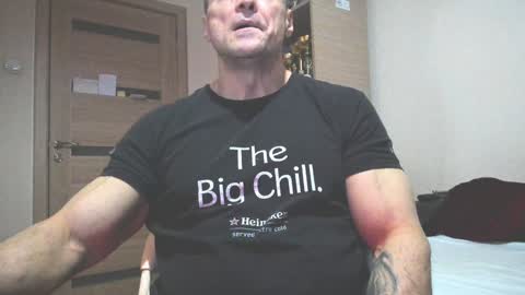 Snapshot of carin_the_body chatting on January 19, 1:33 pm Laz online show from January 19, 1:33 pm
