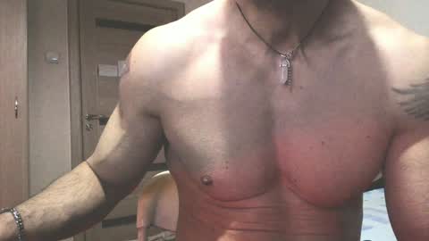 Snapshot of carin_the_body chatting on February 7, 9:15 pm Laz online show from February 7, 9:15 pm