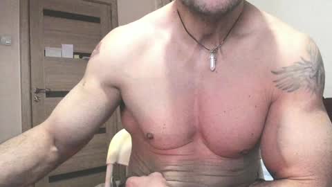 Snapshot of carin_the_body chatting on February 8, 2:16 pm Laz online show from February 8, 2:16 pm