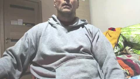 Snapshot of carin_the_body chatting on February 23, 7:36 pm Laz online show from February 23, 7:36 pm