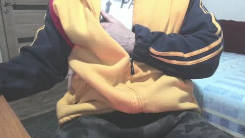 Snapshot of carin_the_body chatting on February 1, 2:34 pm Laz online show from February 1, 2:34 pm
