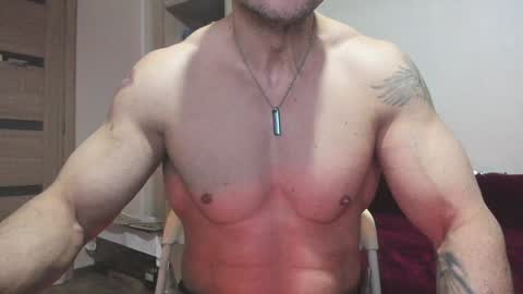 Snapshot of carin_the_body chatting on December 15, 6:37 pm Laz online show from December 15, 6:37 pm